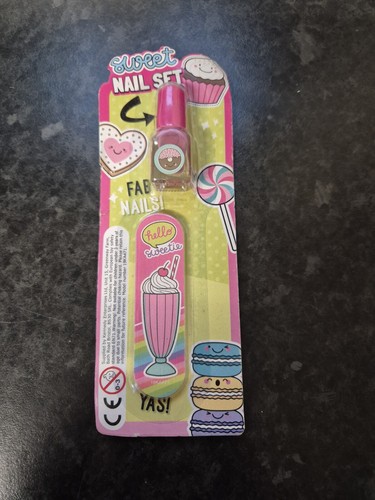 Sweet treats girls nail set - treats,